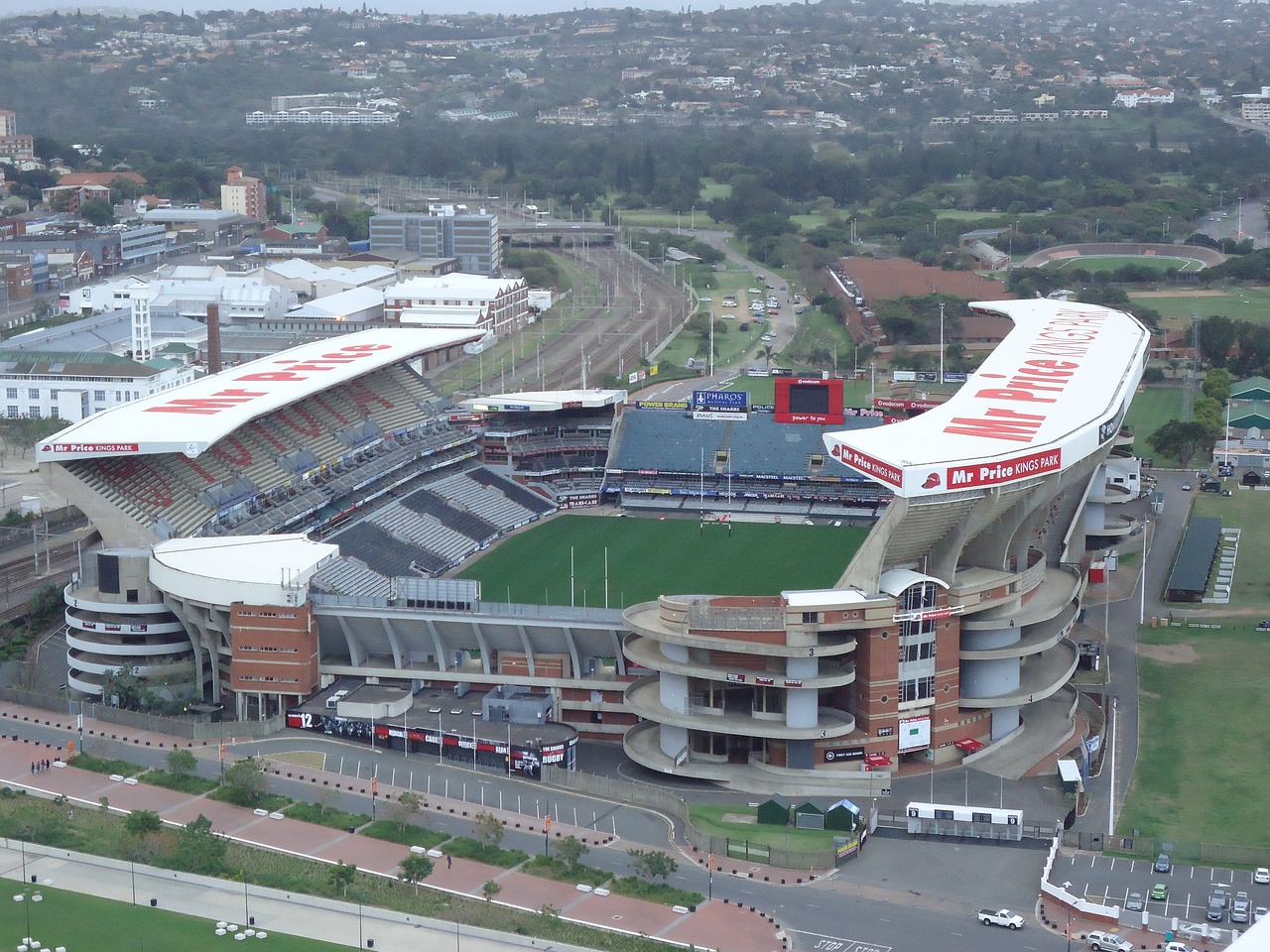 Ireland Edges Springboks in their thrilling Second Test in Kings Park Stadium.